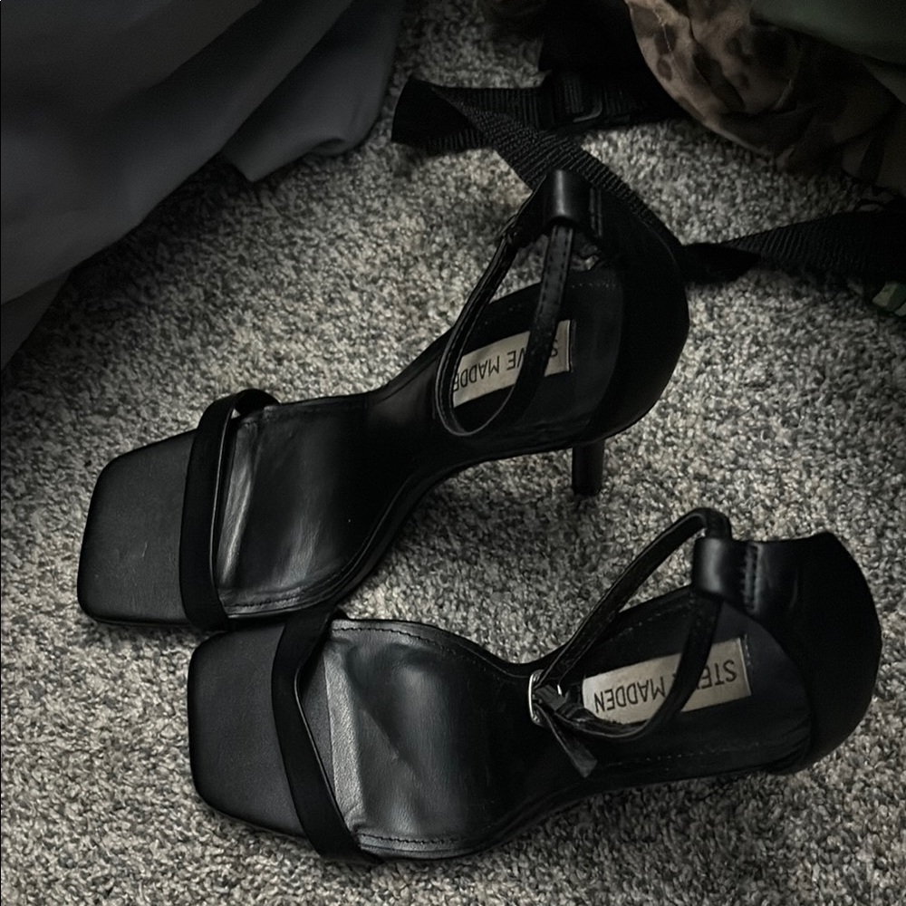 Steve Madden Black Heels with Sleek Design